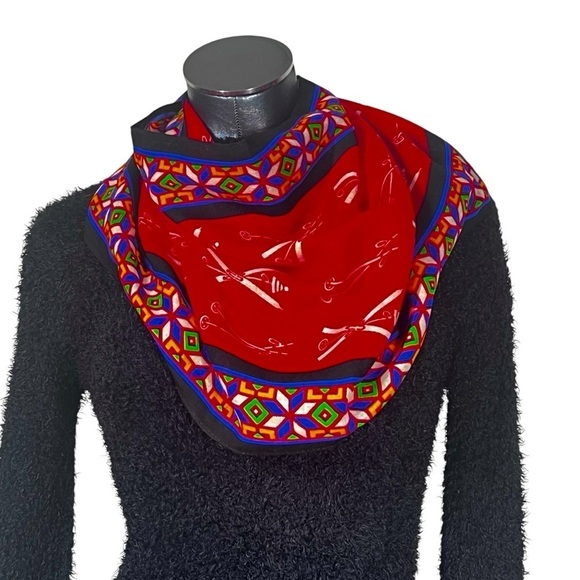 VINTAGE Glentex Multi-colored Wool Scarf White Ski Poles and Ski's - Picture 8 of 16